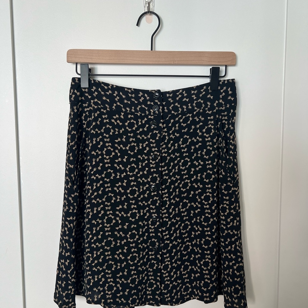 Banana Republic Black and Tan A-Line Skirt